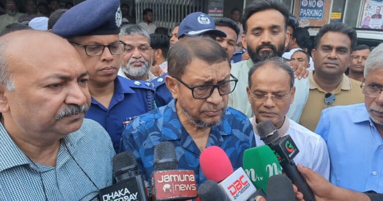 বিগত দুই সরকারের ব্যর্থতায় দেশে হামের প্রাদুর্ভাব: স্বাস্থ্যমন্ত্রী মো সাখাওয়াত হোসেন বিগত সরকারের ব্যর্থতায় হামের প্রাদুর্ভাব