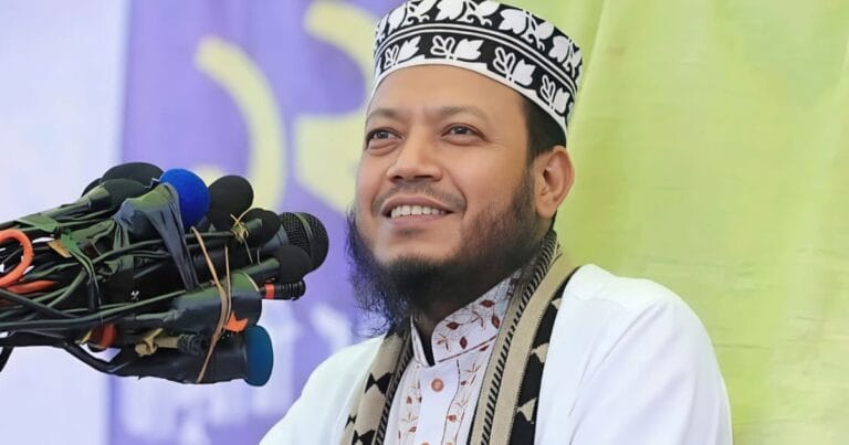 মুফতি আমির হামজার বিরুদ্ধে গ্রেপ্তারি পরোয়ানা